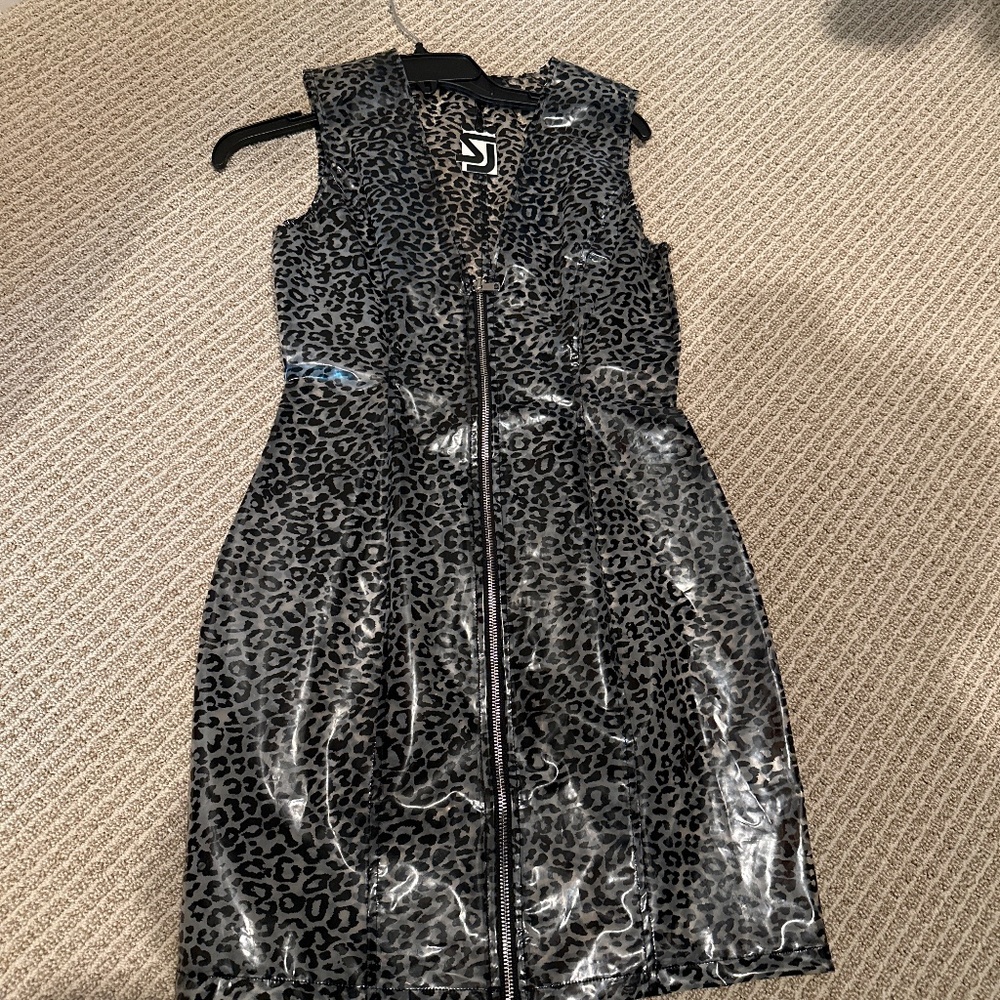 Shane Justin dress M